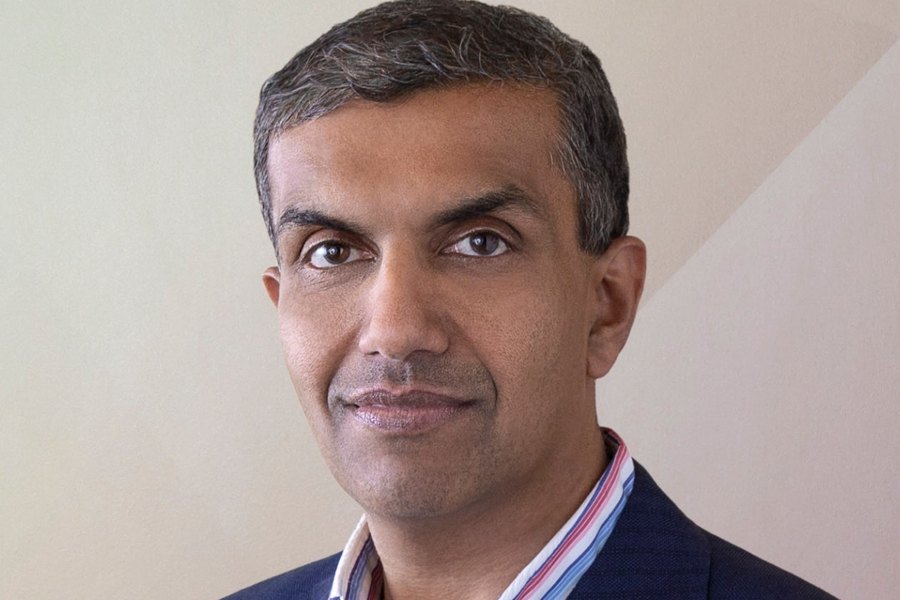 Adobe 領導層交棒：Anil Chakravarthy 接任執行長，Shantanu Narayen 轉任執行董事長